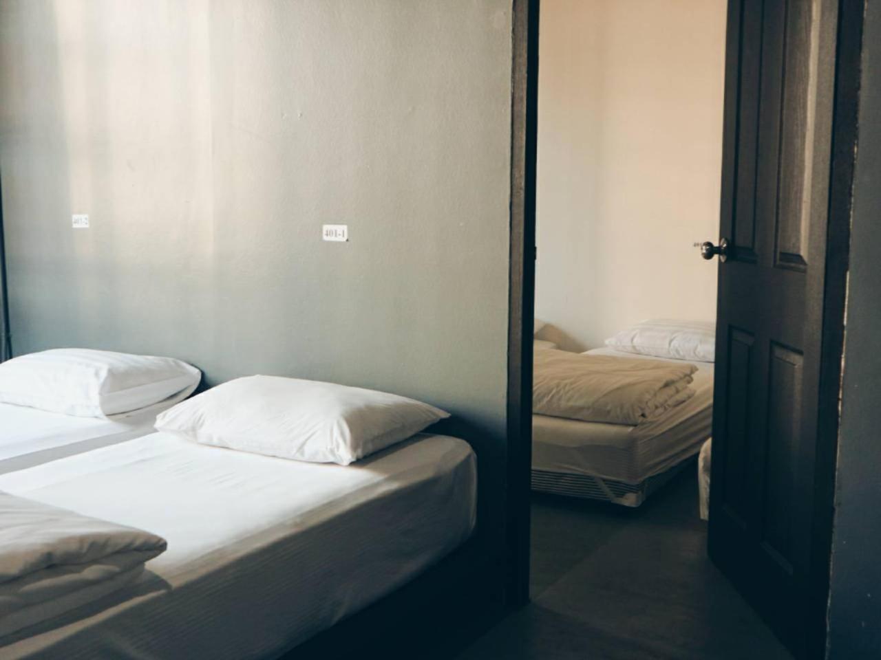 Hugnur Hostel And Coffee Chiang Mai Exterior foto